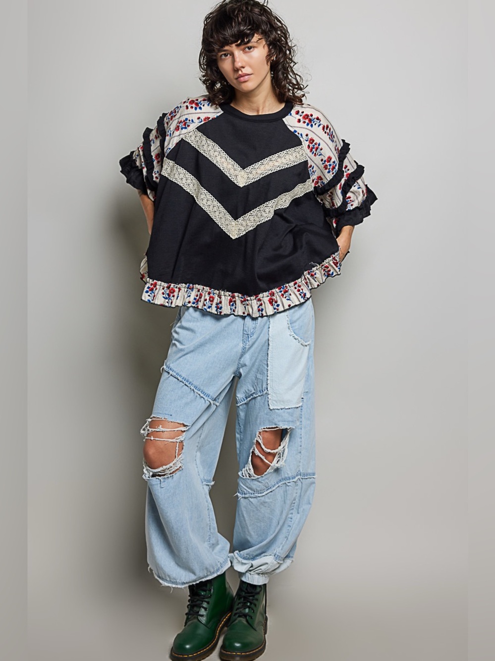 POL Round Neck Half Sleeve Contrast Floral Lace Oversized Knit Top🛍️